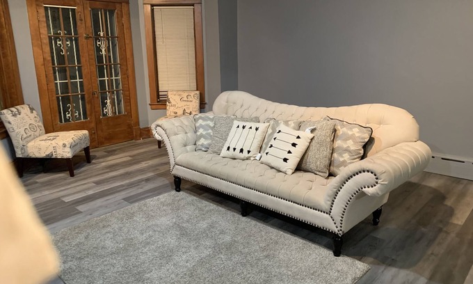 Hough Condo | Cozy private room in condominium
