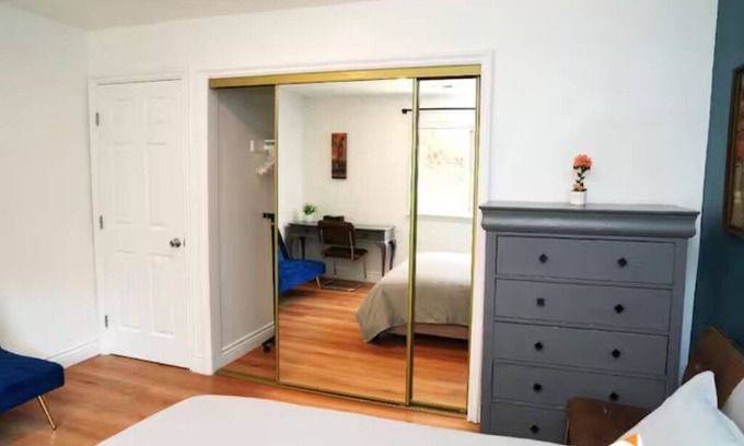 Rowland Heights House | Cozy Queen Room 203 w/Kitchen & Laundry Access
