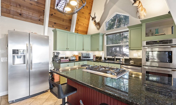 Arrowhead Villas Cabin | Cozy, quiet cabin in the woods with hot tub!
