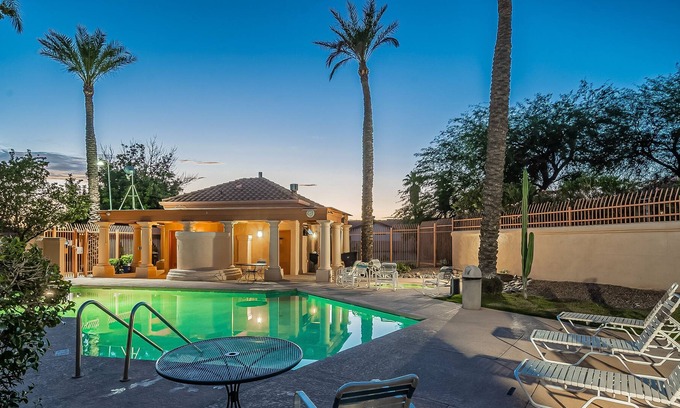 North Ranch House | Cozy Ranch, 1GB WiFi, Heated Pools and Spas and Tennis Courts, Great Location!