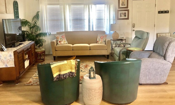 Clermont House | Cozy Ranch Steps from Downtown Clermont