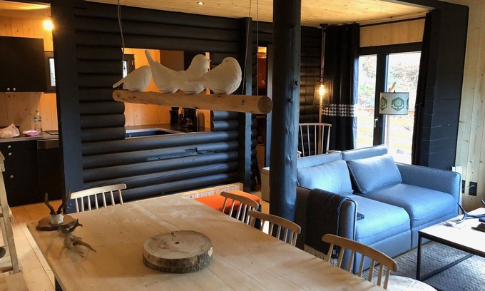 Premanon Ski Chalet | COZY RENOVATED CHALET AND COMFORTABLE FROM 4 TO 10 PEOPLE