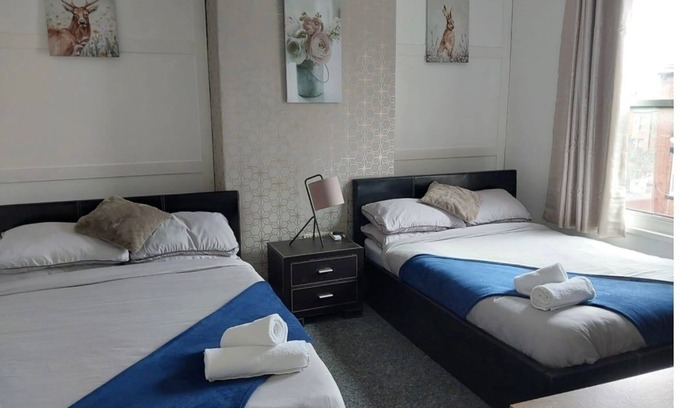 Leeds House | Cozy Retreat 9 Mins to Leeds City Centre & LGI
