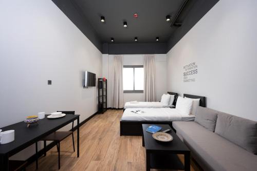 Duqm Apartment | Cozy Retreat studio by Spacey in Duqm 86