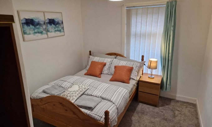 Shiremoor Apartment | Cozy Room D @ Shiremoor
