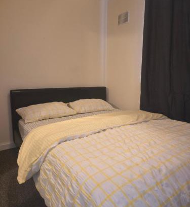 Wolverhampton House | Cozy room in Wolverhampton city centre