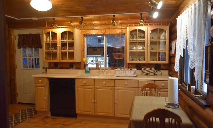 Forestport Cabin | Cozy Rustic Forestport Cabin: Centrally Located Just Before Adirondack Park 😊