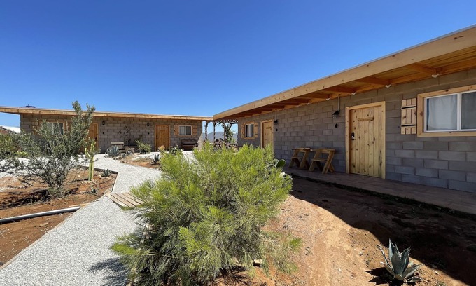 San Antonio de las Minas Hotel | Cozy Rustic wine cabaña