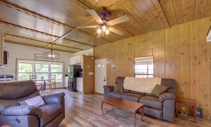 Sardis House | Cozy Sardis Vacation Rental ~ 3 Mi to Water!