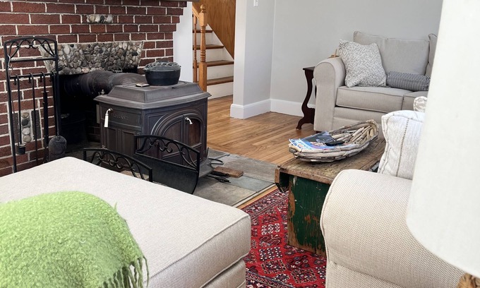 Scarborough House | Cozy Scarborough home 2 miles from beaches