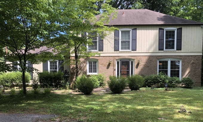 Prospect House | ⭐️Cozy spacious 🛏 5bd home with fire pit area 🔥