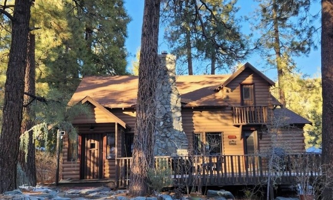 Wrightwood Cabin | Cozy spacious cabin in Beautiful Wrightwood
