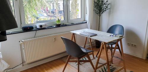 Suelz Apartment | Cozy spacious studio apart in Köln Sülz