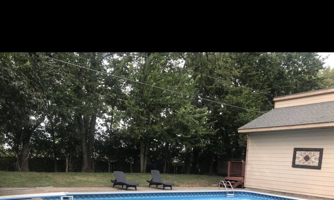 Keene Apartment | Cozy studio apartment near airport