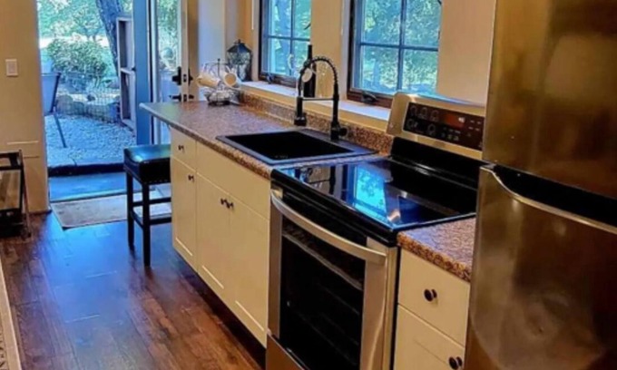 Atascadero Apartment | Cozy studio in lovely Atascadero with AC, WiFi