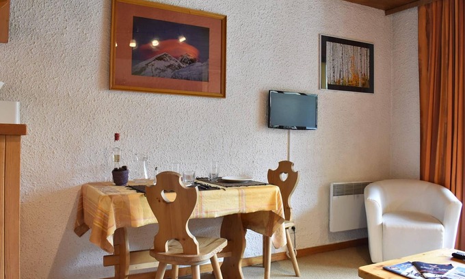Meribel Centre Apartment | Cozy Studio in Meribel Center, Steps from Slopes and Shops, Sleeps 4