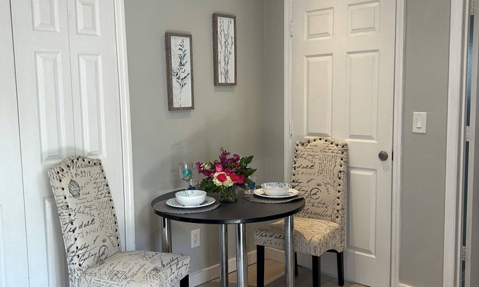 Clermont Apartment | Cozy Studio Private Entrance 30 Minute From Disney and Universal Studio All new