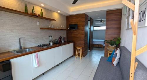Colonia 5 de Diciembre Apartment | Cozy studio steps from the beach and downtown (2)