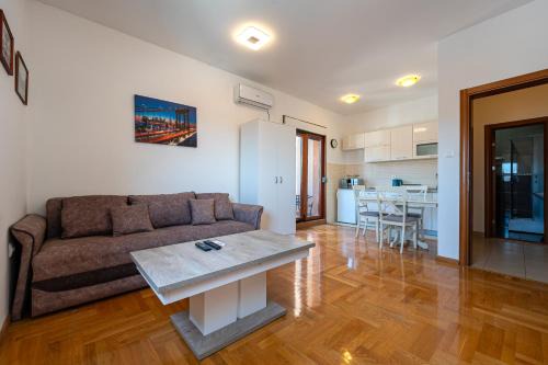 Rozino Apartment | Cozy studio with terrace