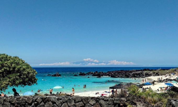 Kahaluu Bay Apartment | Cozy studio with WiFi and AC in enchanting Kailua-Kona