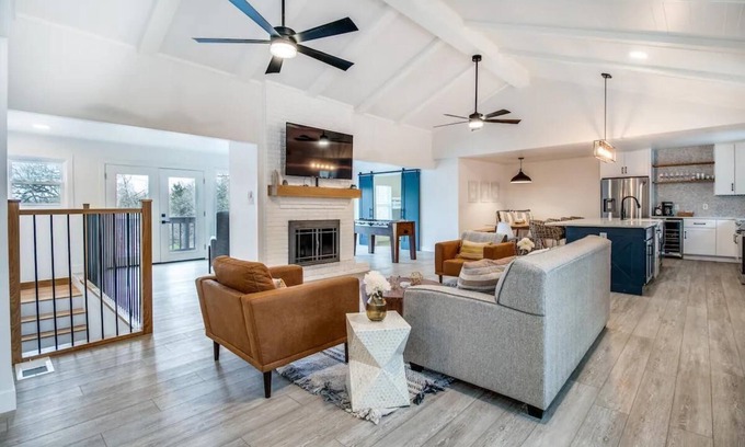 Pottsboro House | Cozy Texoma Hideaway: 4-Bed, 800ft from Lake Texoma, Tanglewood Resort Access