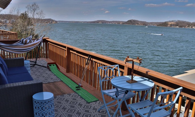 Lake Ozark Condo | Cozy top floor condo with fireplace and panoramic view of the main channel