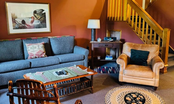 Lake Placid House | Cozy Town Home Overlooking Amazing Whiteface Golf Club - rental permit #200220