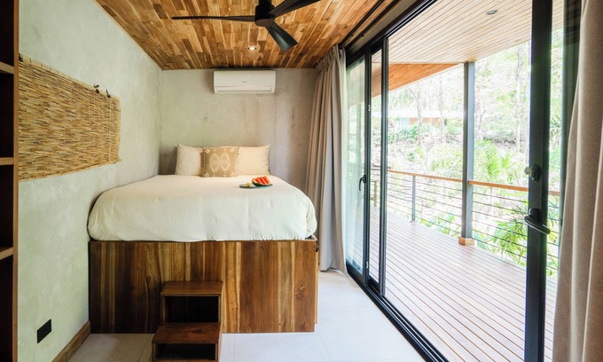 Playa Hermosa Cobano Villa | Cozy Treehouse Suite, Pool + Sauna + Ice + Red Light