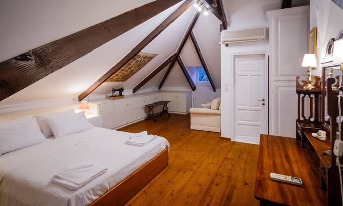 Xirokastello Villa | Cozy,traditional Zakynthian house,5 min from the beach!