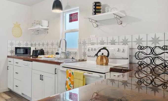 Albuquerque Apartment | Cozy Two Bedroom North Valley Digs