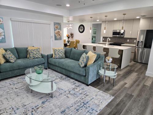 Mariner House | Cozy Urban Oasis