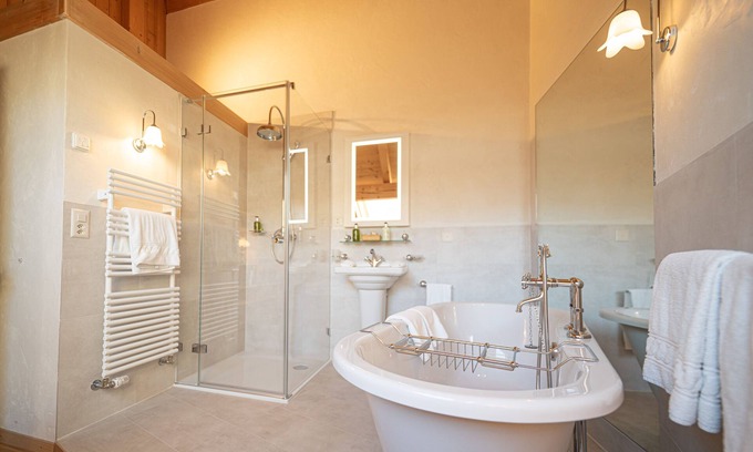 Schoenried Apartment | Cozy vacation apartment with 1 bedroom in the Hotel Alpenrose