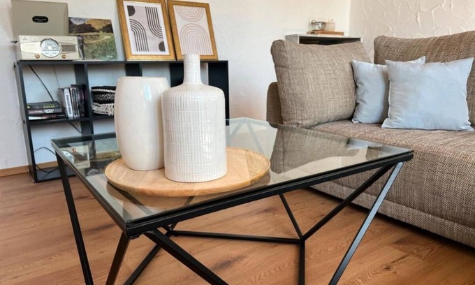 Tengen Apartment | Cozy vacation apartment by the stream with terrace
