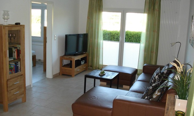 Wulfen House | Cozy vacation home CASA-MARE on Fehmarn with beach proximity and garden view