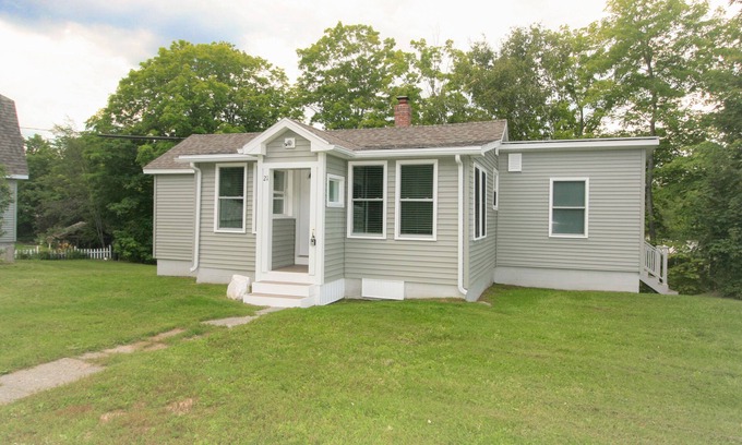 Greenville House | Cozy waterfront home w/dock, river views, & outdoor firepit - newly renovated