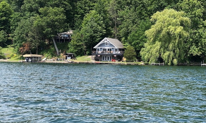 Moravia House | Cozy waterfront home with modern amenities!
