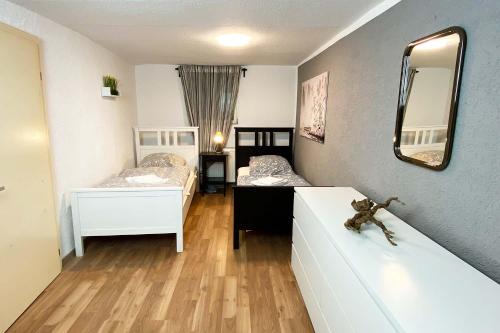 Burscheid House | Cozy "Work and Stay" House