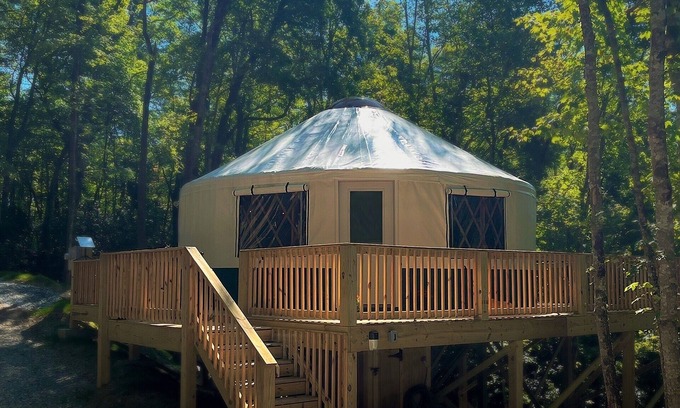 Topton Cabin | Cozy Yurt in Nantahala - Half mile from Nantahala wedding venue-No Cleaning Fee