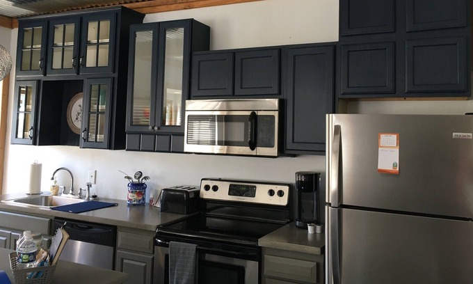 Dalton Cottage | Cozy1-Bedroom Cottage in Historic Dalton