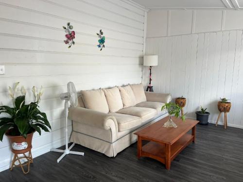 Woolloongabba House | CozyHomes Woolloongabba Comforts