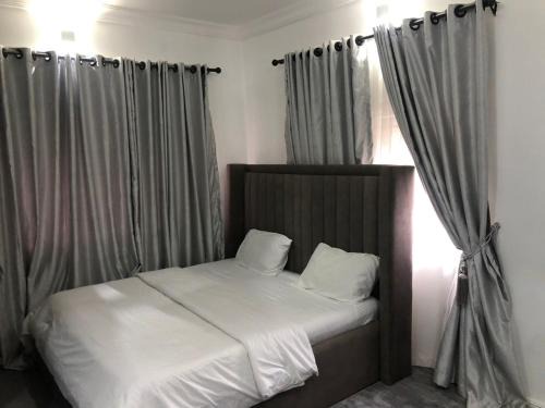 Wuse 2 Apartment | Cozystay