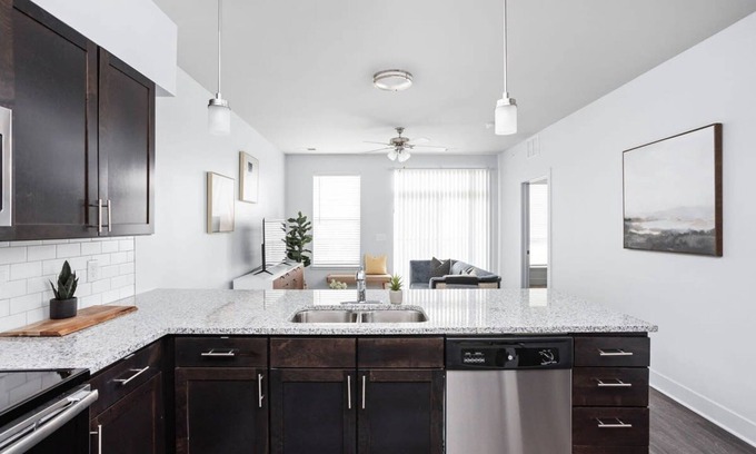 Indianapolis Apartment | Cozysuites 2BR Modern Apt Near the Fashion Mall