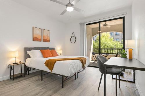 Glendale Sports and Entertainment District Apartment | CozySuites Glendale by the stadium with pool 14