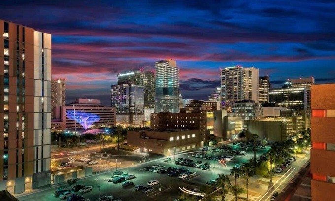 Roosevelt Apartment | Cozysuites PHX RORO Gym, Pool, Pets, Parking! #17