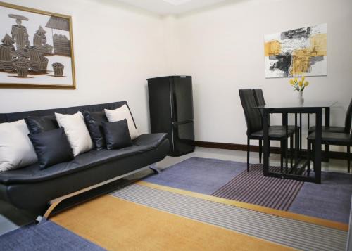 Pasay Apartment | Cr8tive HOMES-Transient Stays Legend Condominiums