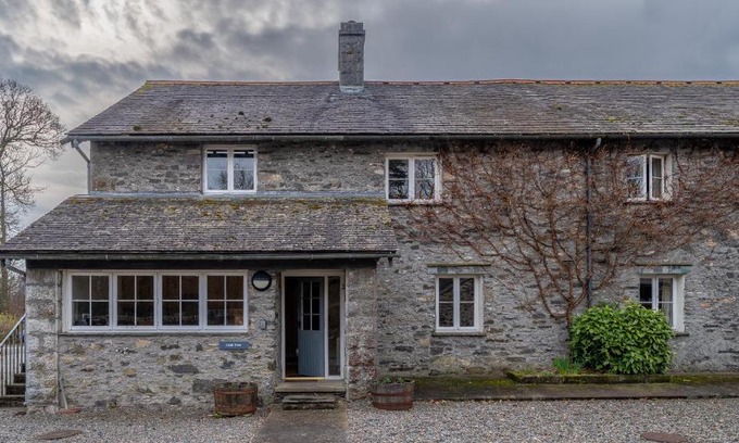 Graythwaite House | Crabtree