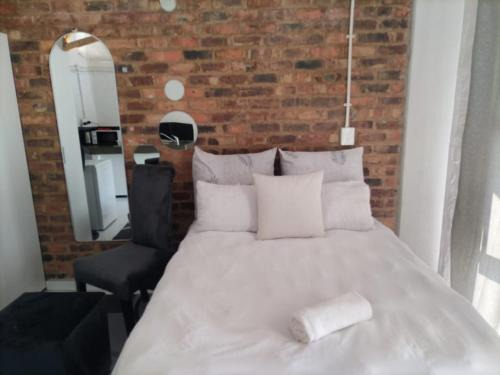 Downtown Johannesburg Apartment | Craftsmanship maboneng 65