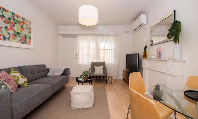 Millswood House | Cranbrook Courtyard - A Sunny City-fringe Retreat