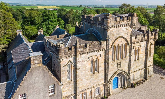 Kilmarnock Other | Craufurdland Castle - Countryside tranquility only 25 mins from Glasgow City