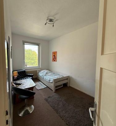 Western Ring Area House | Creative Art Room